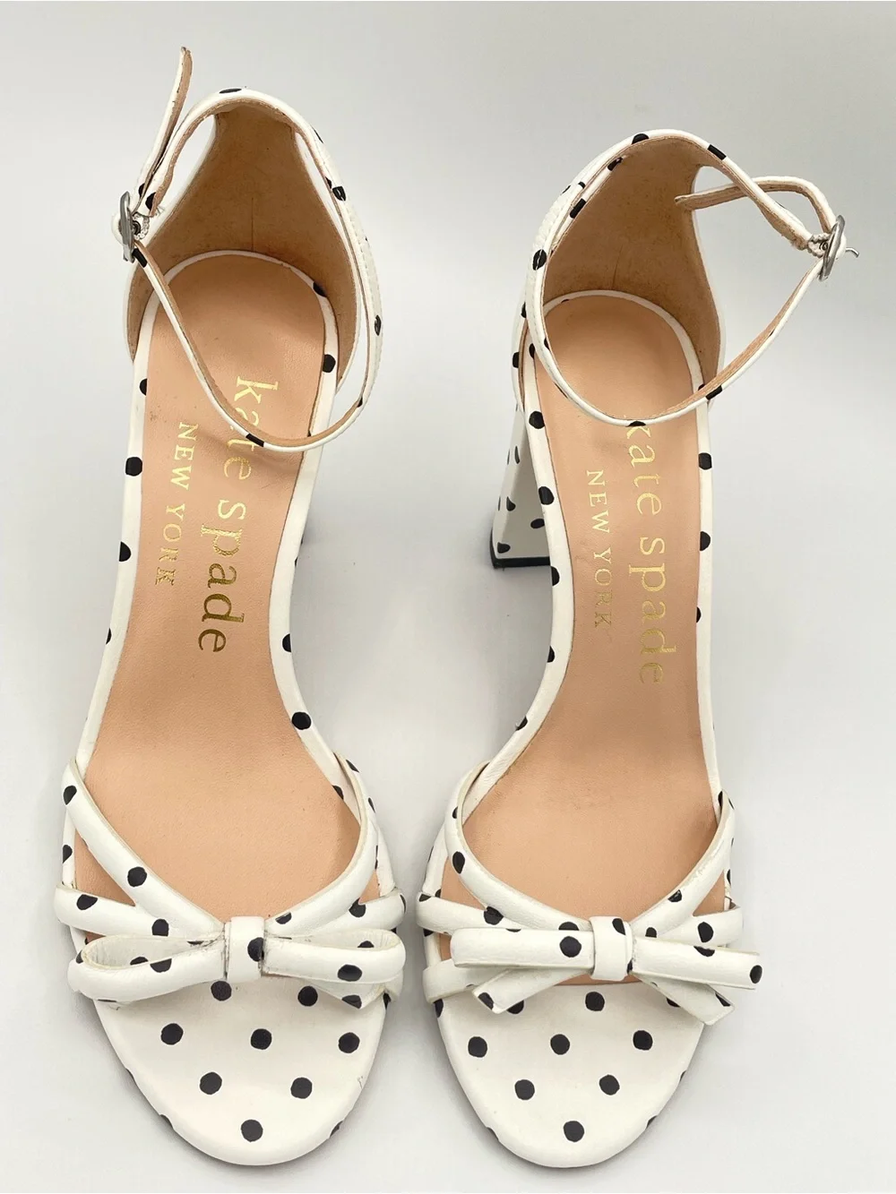 KATE SPADE Flamenco Polka Dot Bow Block Heel Sandals Size 8 White Black